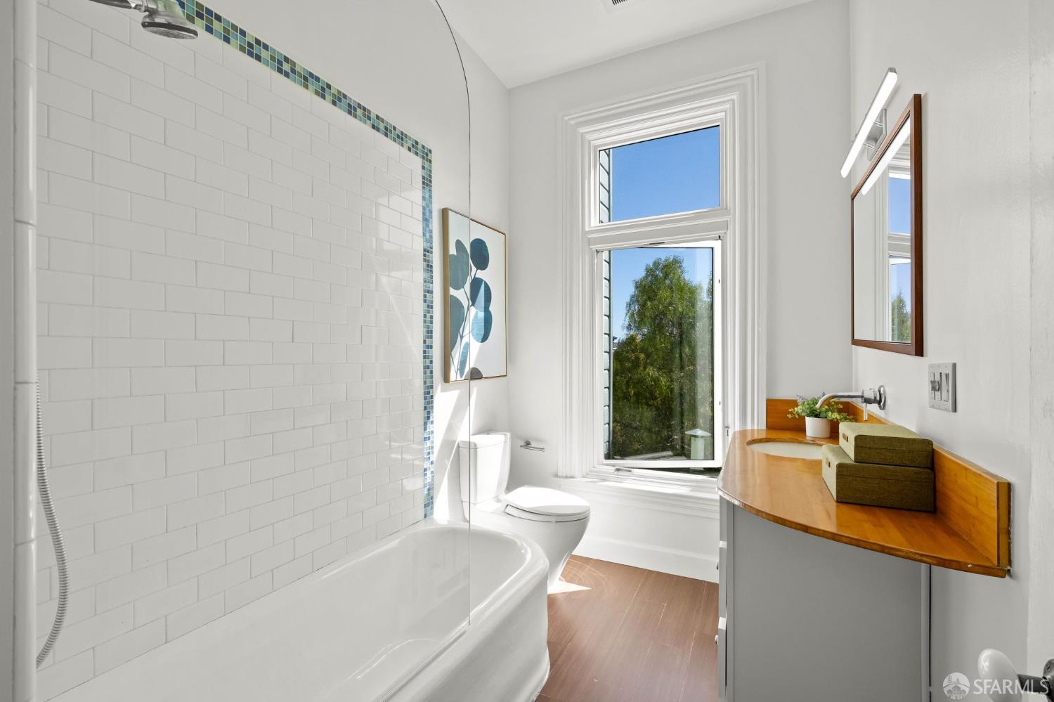 Detail Gallery Image 24 of 59 For 569 Capp St, San Francisco,  CA 94110 - – Beds | – Baths