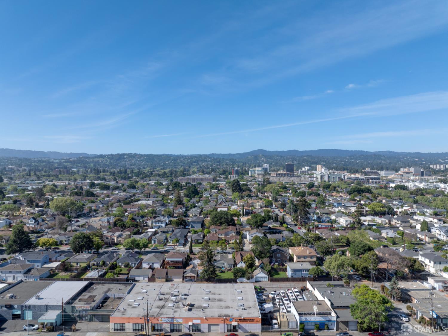 Detail Gallery Image 20 of 22 For 711 S Bayshore Blvd #10,  San Mateo,  CA 94401 - 1 Beds | 1 Baths