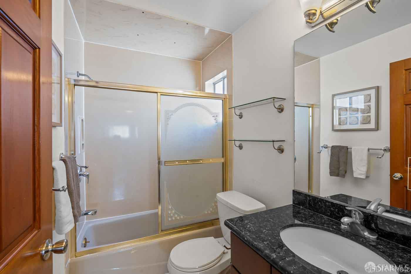 Detail Gallery Image 28 of 60 For 743 Silver Ave, San Francisco,  CA 94134 - 5 Beds | 6 Baths