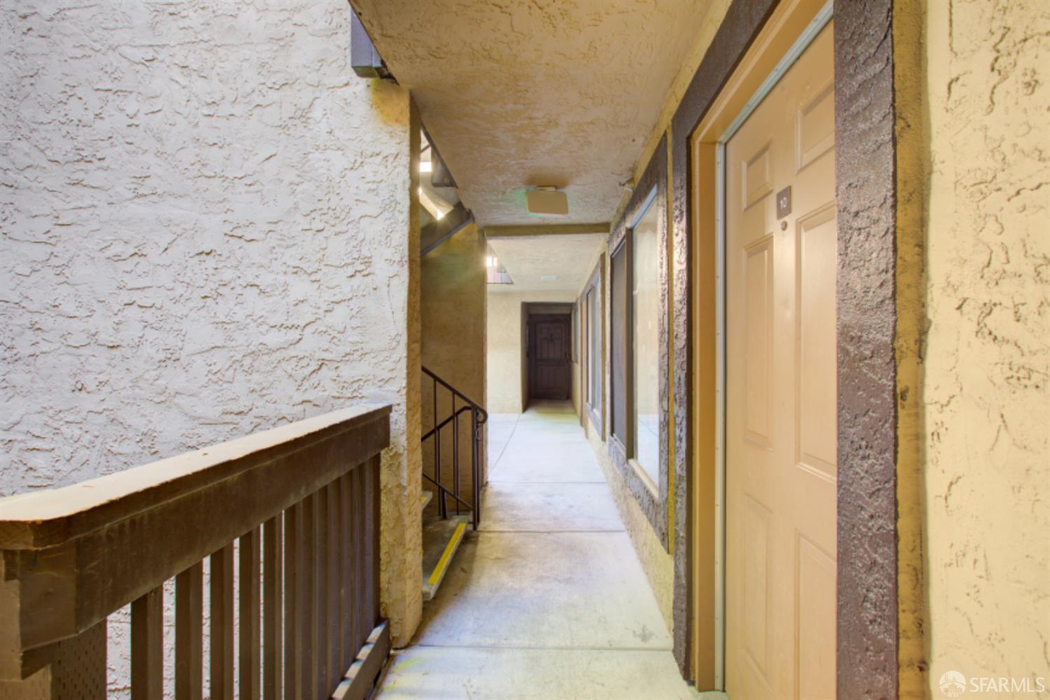 Detail Gallery Image 21 of 22 For 711 S Bayshore Blvd #10,  San Mateo,  CA 94401 - 1 Beds | 1 Baths