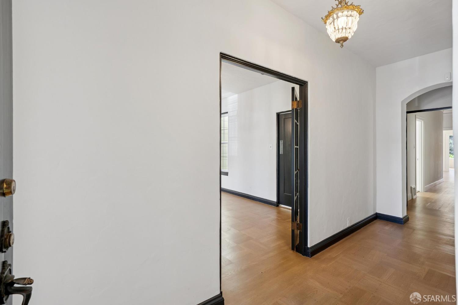 Detail Gallery Image 28 of 62 For 2335 Bay St, San Francisco,  CA 94123 - – Beds | – Baths