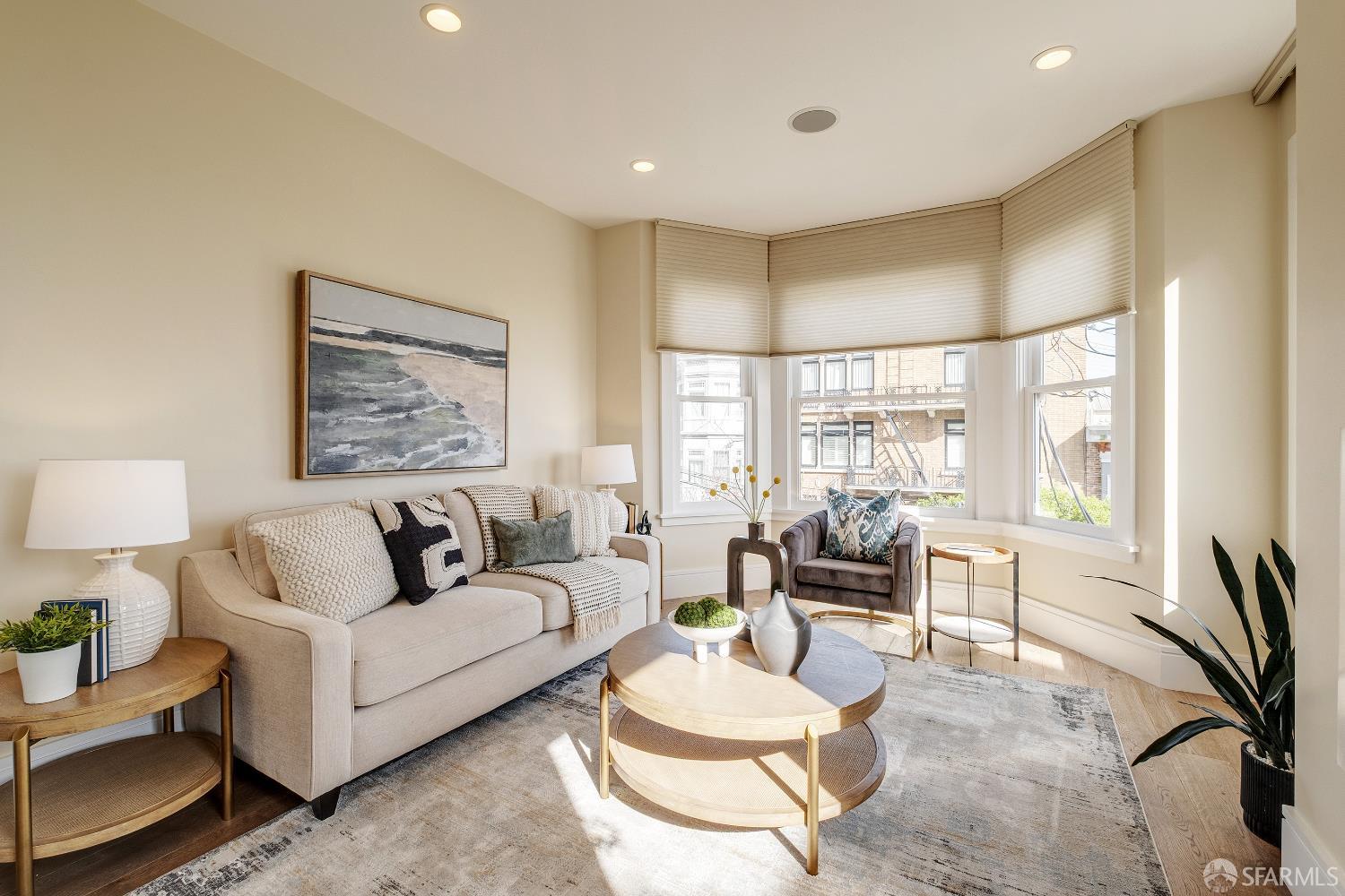 Detail Gallery Image 2 of 43 For 1041 Filbert St, San Francisco,  CA 94133 - 2 Beds | 1/1 Baths