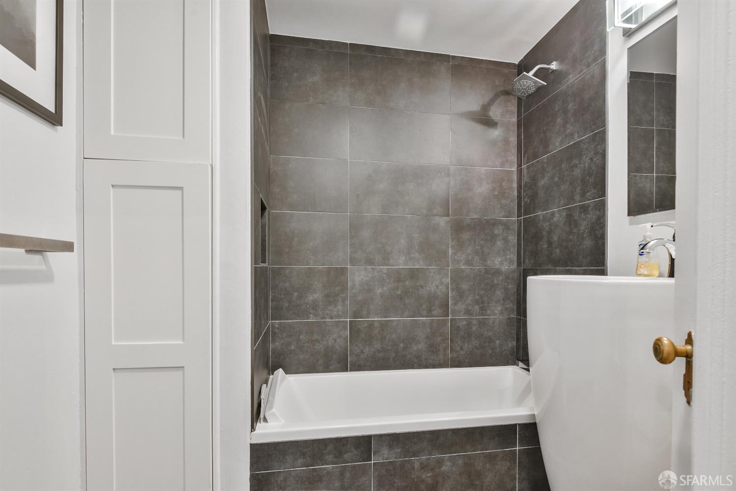 Detail Gallery Image 11 of 35 For 631 Ofarrell St #414,  San Francisco,  CA 94109 - 0 Beds | 1 Baths