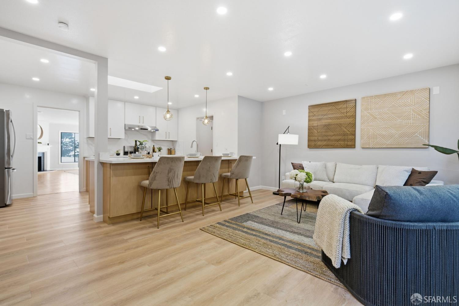 Detail Gallery Image 25 of 78 For 1998 14th Ave, San Francisco,  CA 94116 - 3 Beds | 3 Baths