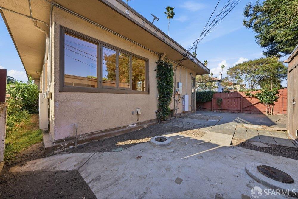 Detail Gallery Image 69 of 82 For 1208 Martin Ave, San Jose,  CA 95126 - 2 Beds | 2 Baths