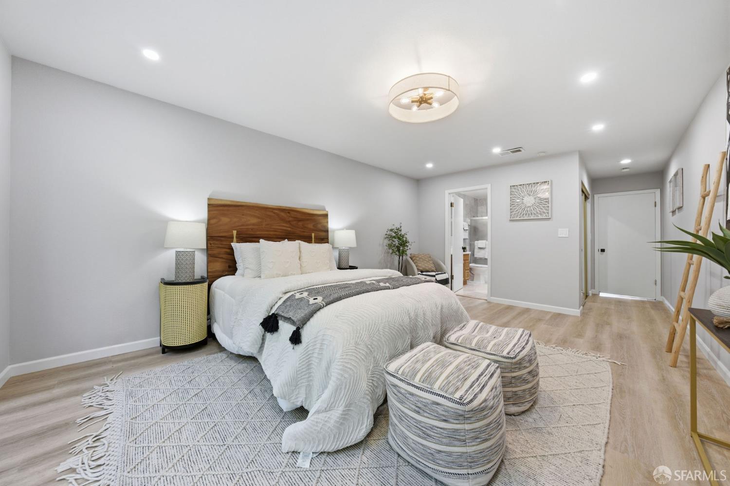 Detail Gallery Image 41 of 78 For 1998 14th Ave, San Francisco,  CA 94116 - 3 Beds | 3 Baths