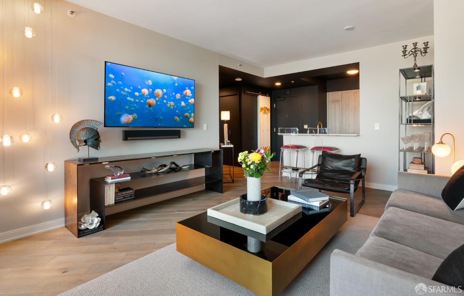 Photo #2: 426099624 Listing: Photo #2