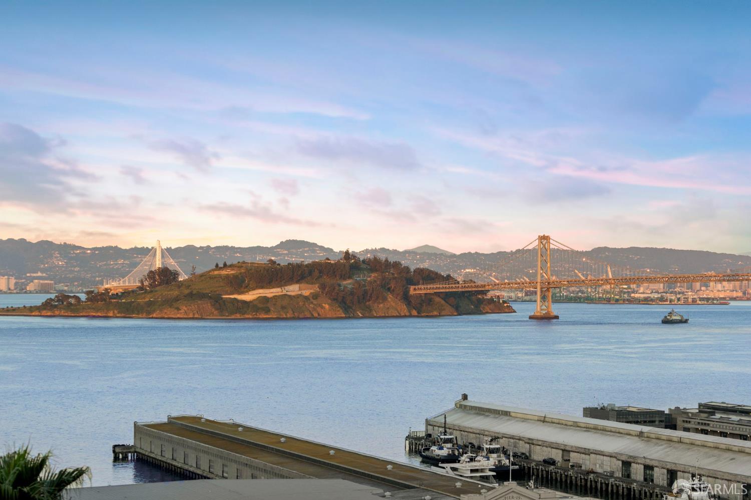 Detail Gallery Image 10 of 64 For 1360 Montgomery St #2,  San Francisco,  CA 94133 - 1 Beds | 1 Baths