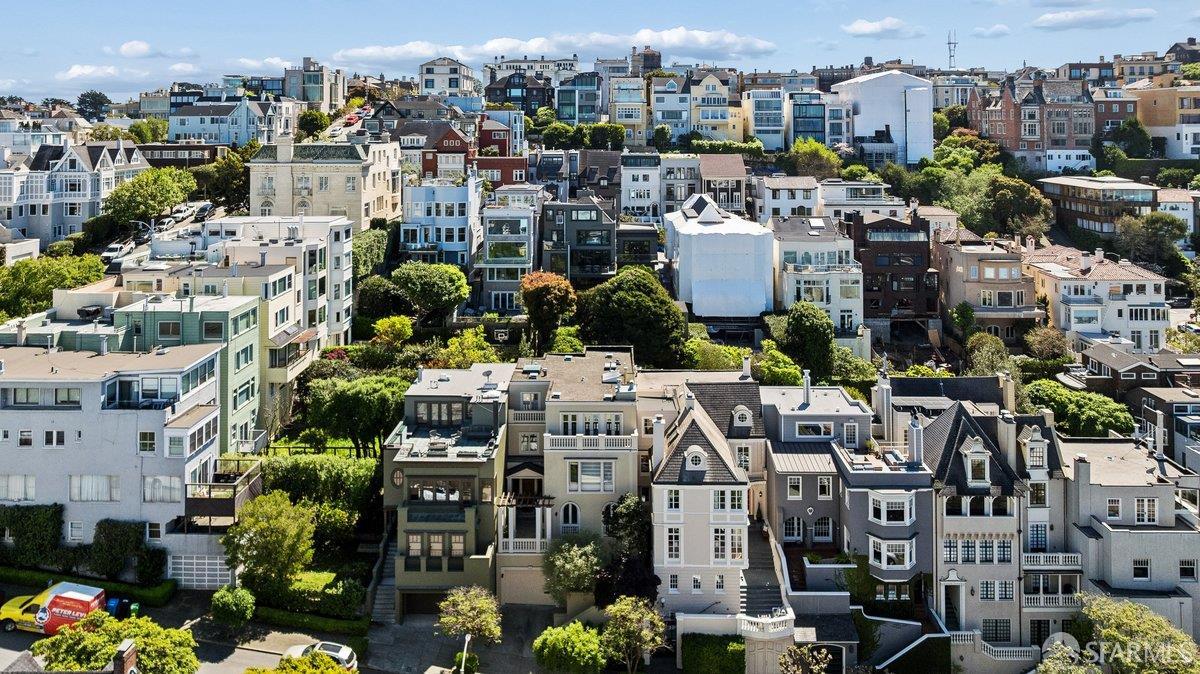 Detail Gallery Image 72 of 76 For 2649 Green St, San Francisco,  CA 94123 - 6 Beds | 6/1 Baths