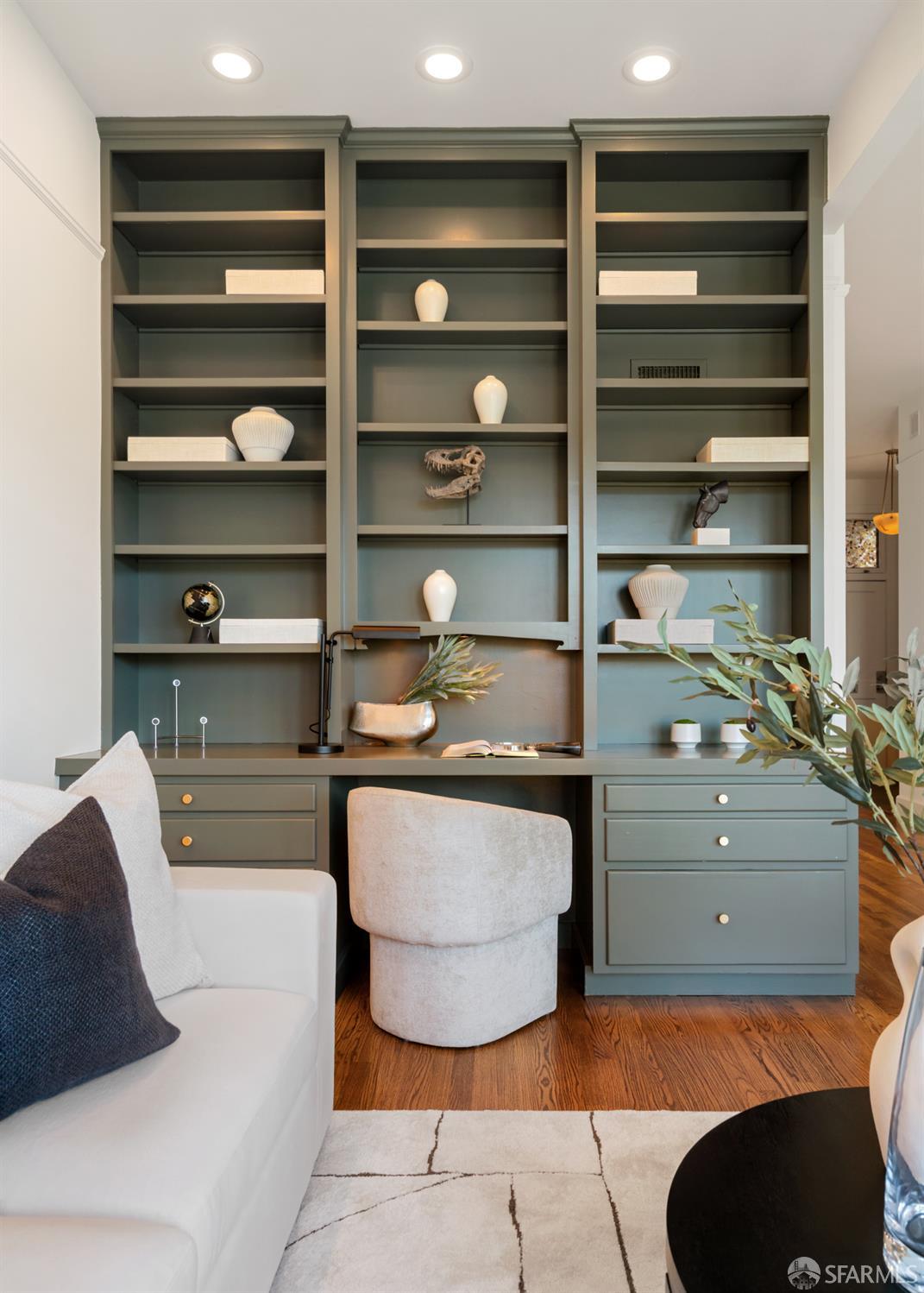 Detail Gallery Image 7 of 29 For 112 Lundys Ln, San Francisco,  CA 94110 - 1 Beds | 1 Baths