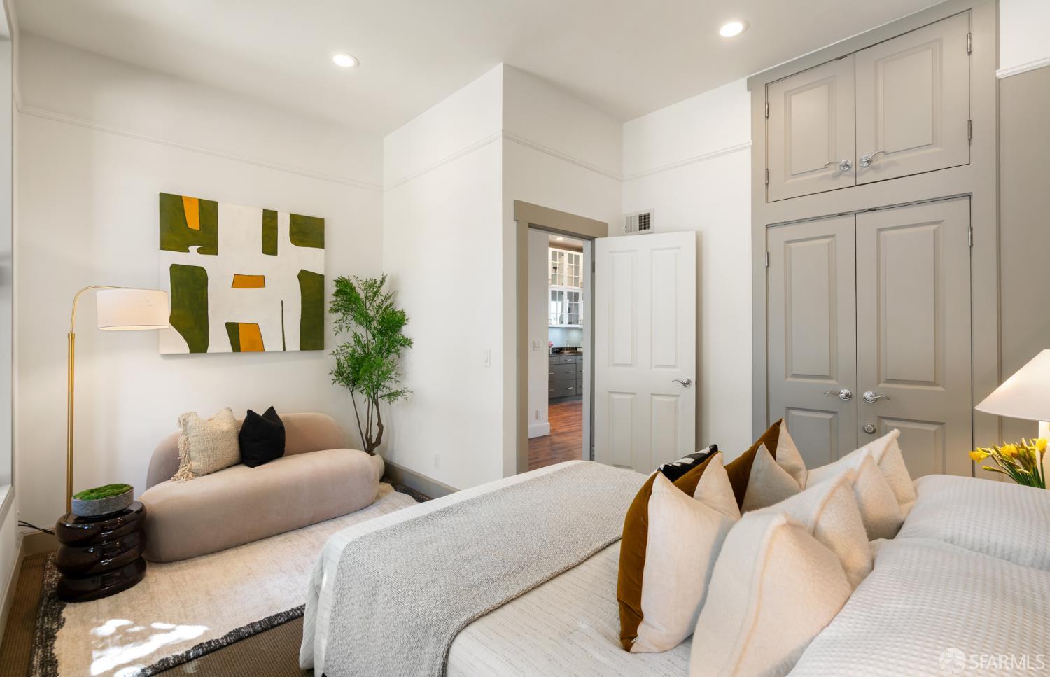 Detail Gallery Image 18 of 29 For 112 Lundys Ln, San Francisco,  CA 94110 - 1 Beds | 1 Baths