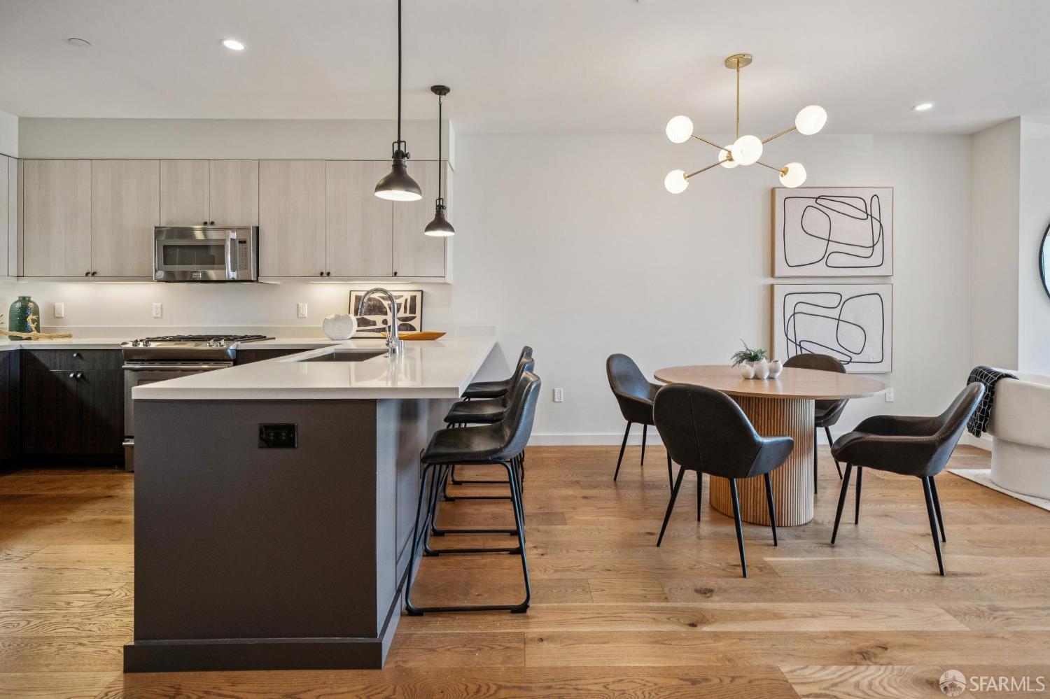 Photo #12: 426115489 Listing: Photo #12