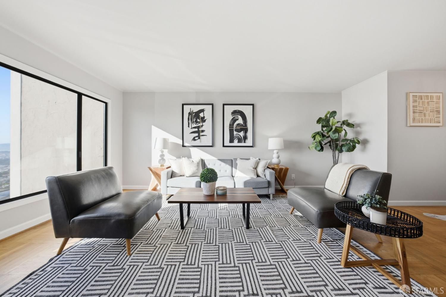 Detail Gallery Image 10 of 78 For 1998 14th Ave, San Francisco,  CA 94116 - 3 Beds | 3 Baths