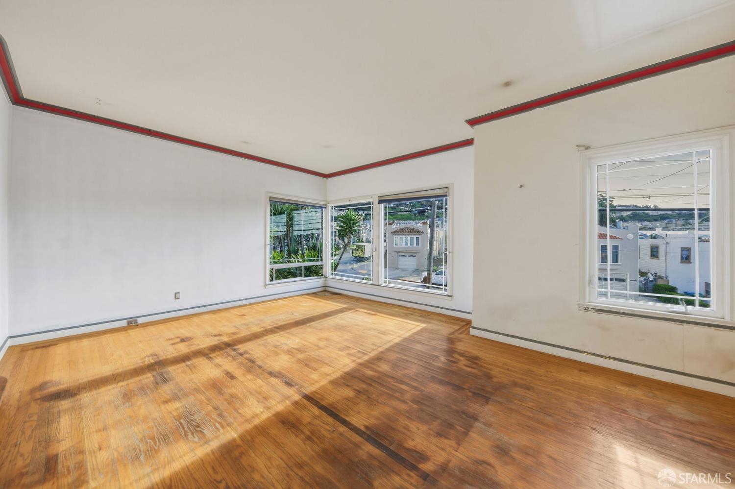 Detail Gallery Image 2 of 93 For 95 South Hill Blvd, San Francisco,  CA 94112 - 3 Beds | 2 Baths