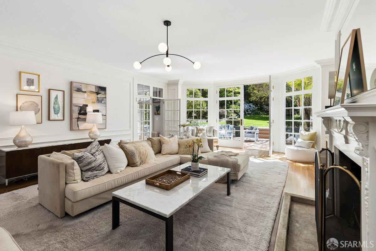 Detail Gallery Image 20 of 76 For 2649 Green St, San Francisco,  CA 94123 - 6 Beds | 6/1 Baths