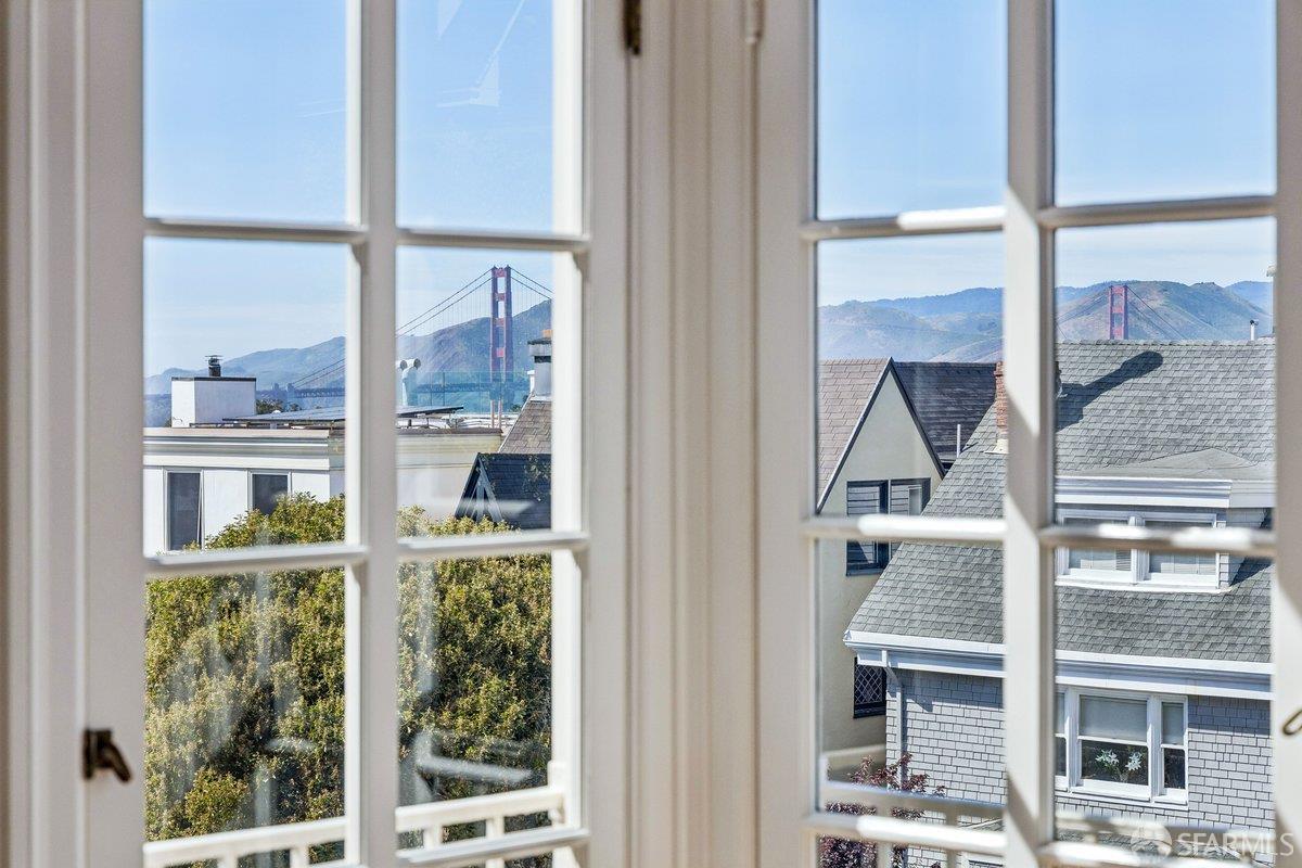 Detail Gallery Image 5 of 76 For 2649 Green St, San Francisco,  CA 94123 - 6 Beds | 6/1 Baths