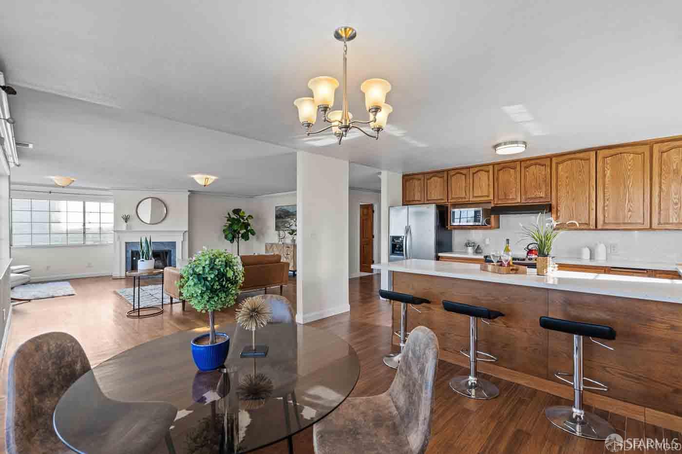 Detail Gallery Image 17 of 60 For 743 Silver Ave, San Francisco,  CA 94134 - 5 Beds | 6 Baths