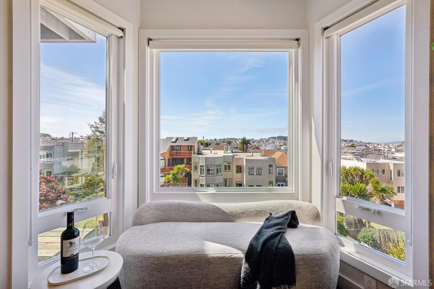 Detail Gallery Image 6 of 38 For 531 16th Ave, San Francisco,  CA 94118 - 4 Beds | 3 Baths