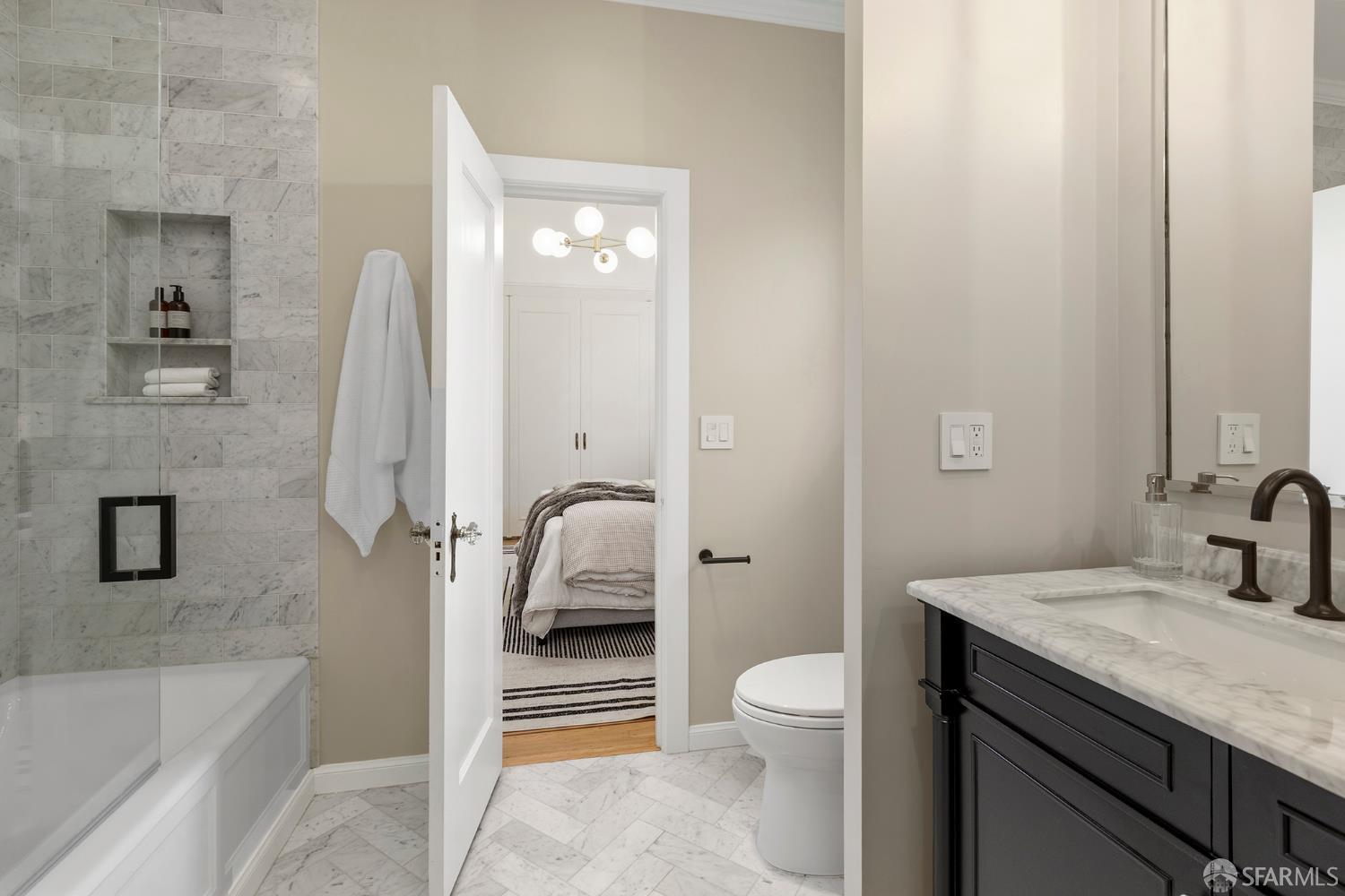 Detail Gallery Image 40 of 61 For 3036 Pierce St, San Francisco,  CA 94123 - 3 Beds | 2 Baths