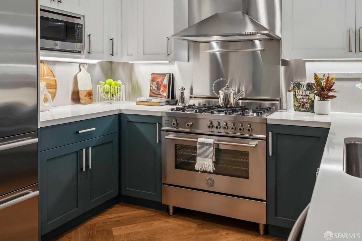 Photo #11: 426114544 Listing: Photo #11