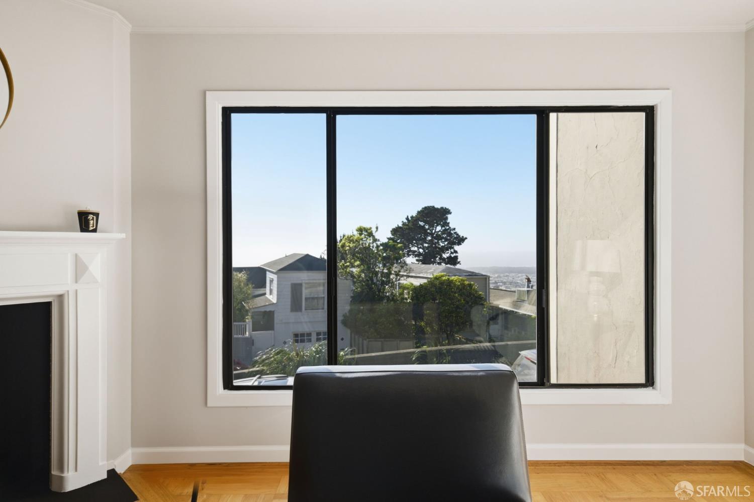 Detail Gallery Image 11 of 78 For 1998 14th Ave, San Francisco,  CA 94116 - 3 Beds | 3 Baths