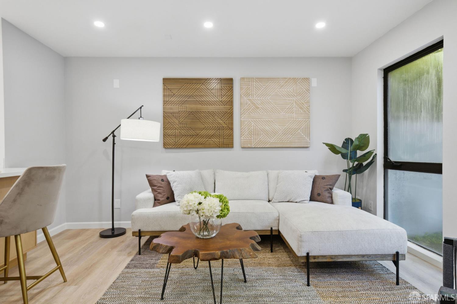 Detail Gallery Image 27 of 78 For 1998 14th Ave, San Francisco,  CA 94116 - 3 Beds | 3 Baths