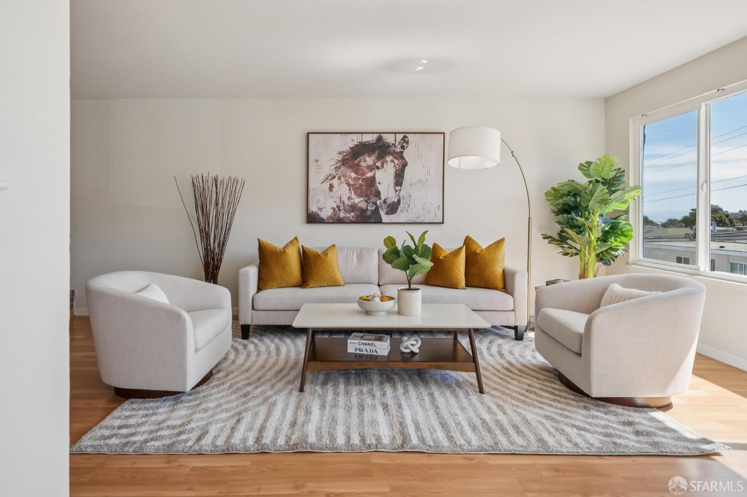 Detail Gallery Image 6 of 64 For 1226 Felton St, San Francisco,  CA 94134 - 5 Beds | 3 Baths