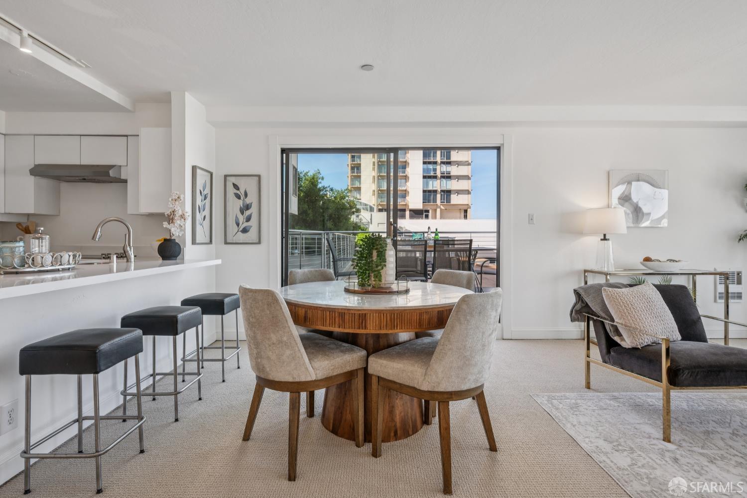 Photo #13: 426112731 Listing: Photo #13