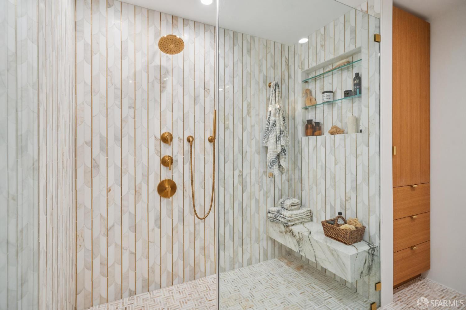 Photo #33: 426114544 Listing: Photo #33