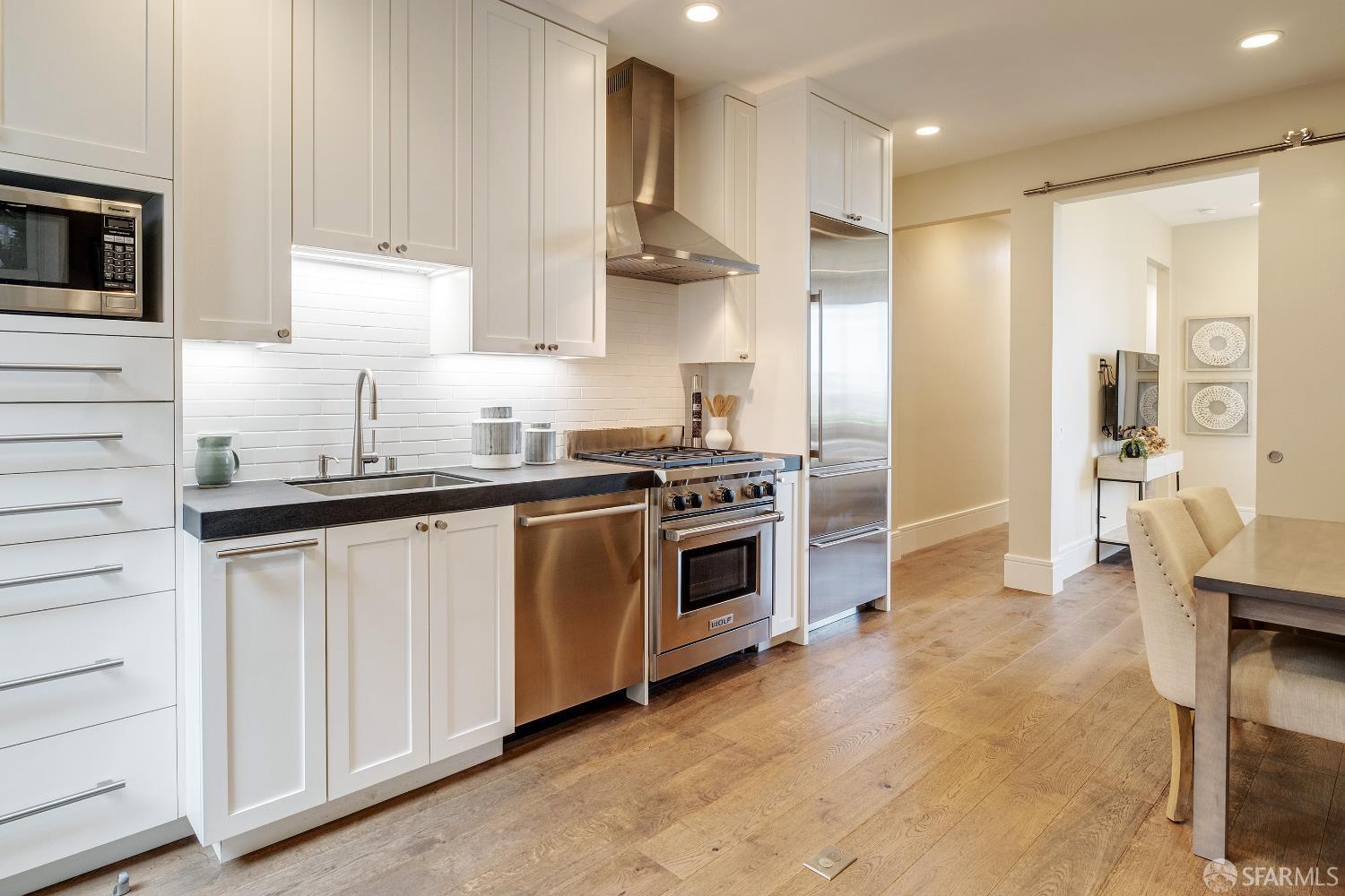 Detail Gallery Image 24 of 43 For 1041 Filbert St, San Francisco,  CA 94133 - 2 Beds | 1/1 Baths