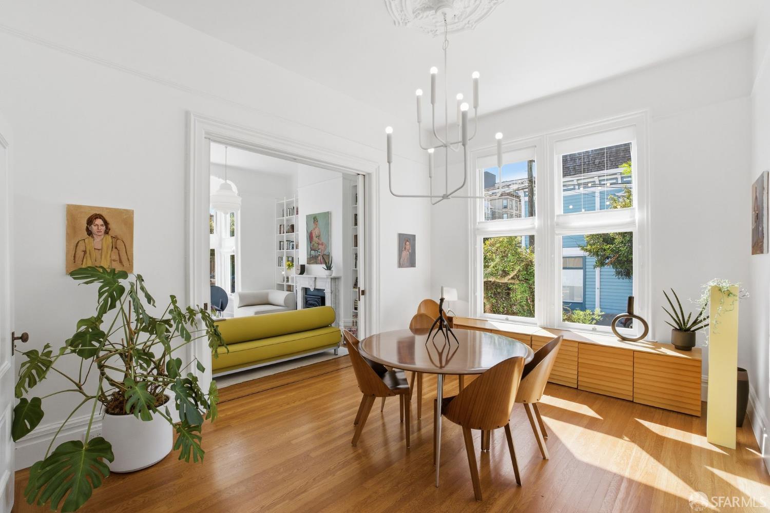 Detail Gallery Image 3 of 32 For 2698 Sutter St, San Francisco,  CA 94115 - 2 Beds | 1/1 Baths