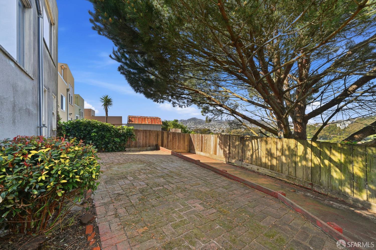 Detail Gallery Image 35 of 43 For 77 Lapham Way, San Francisco,  CA 94112 - 2 Beds | 1 Baths