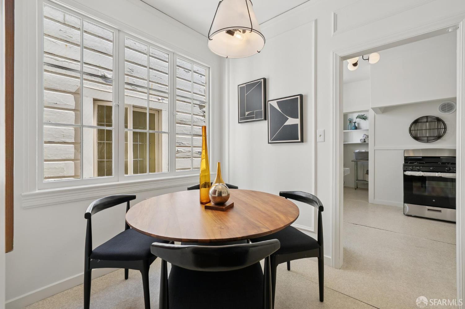 Detail Gallery Image 14 of 62 For 2335 Bay St, San Francisco,  CA 94123 - – Beds | – Baths