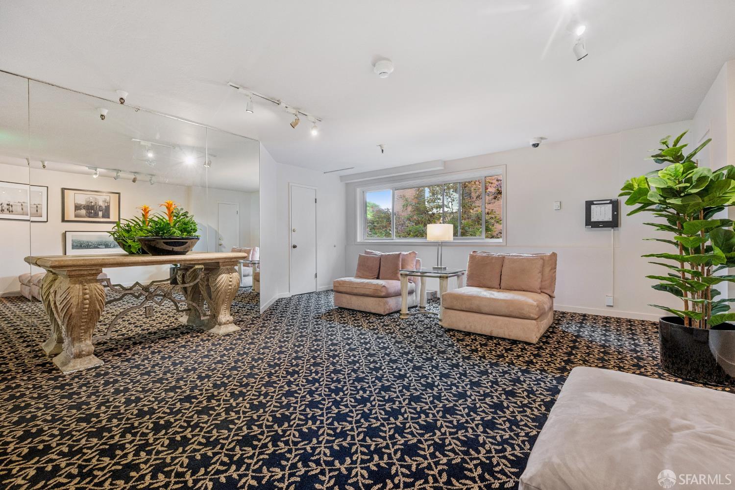 Photo #40: 426112731 Listing: Photo #40