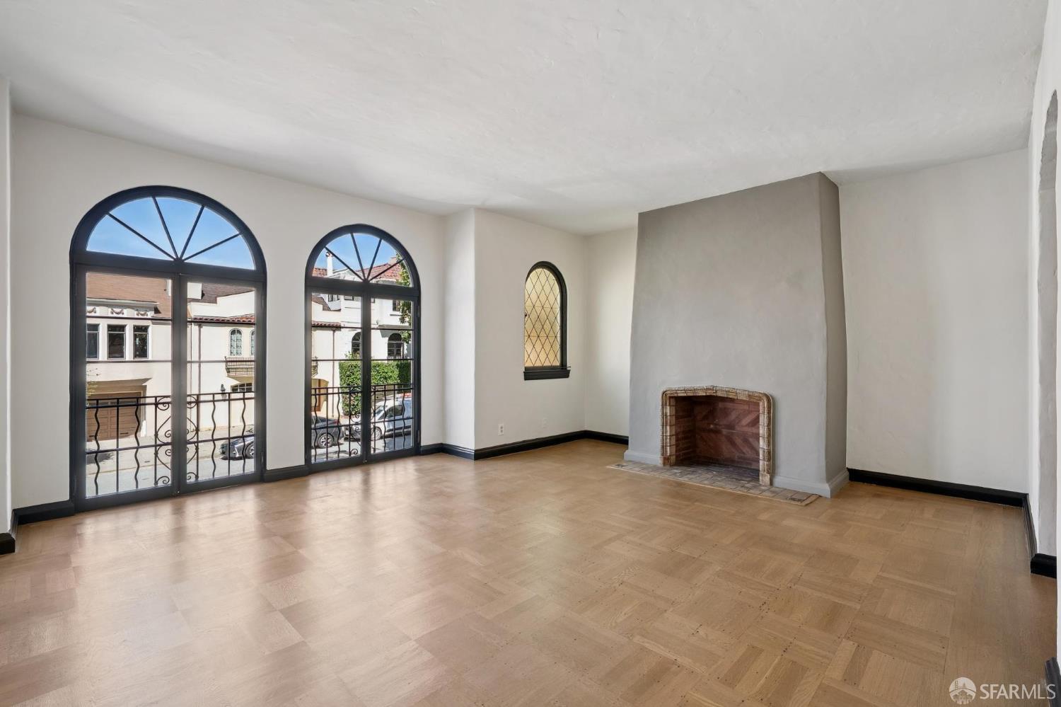 Detail Gallery Image 31 of 62 For 2335 Bay St, San Francisco,  CA 94123 - – Beds | – Baths