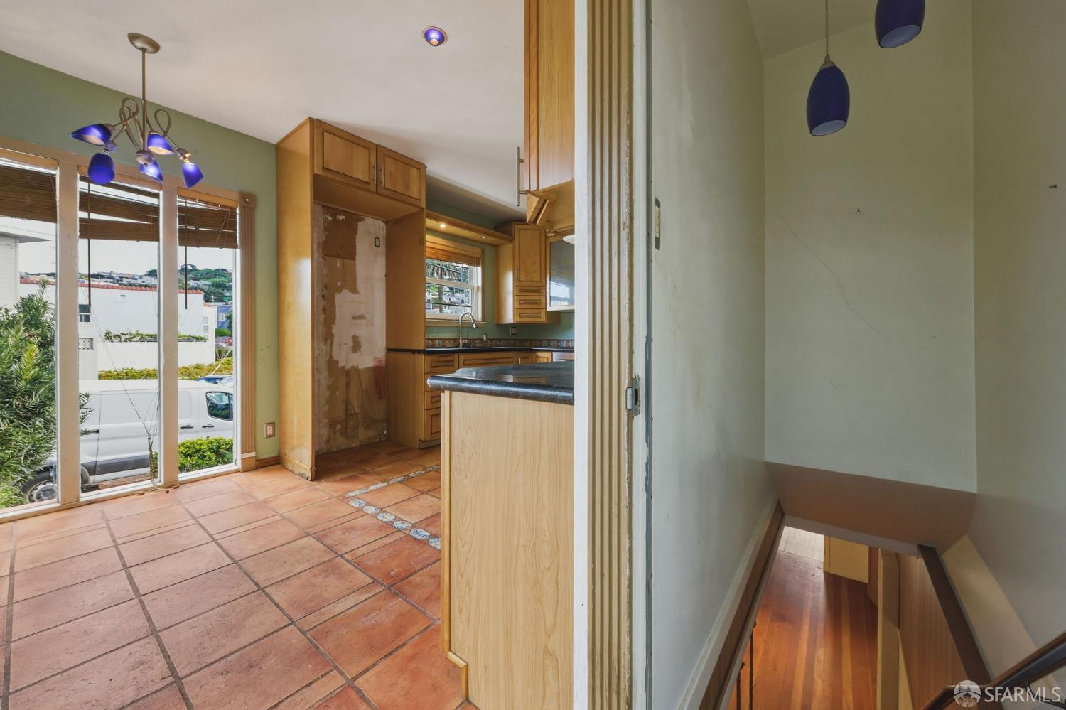 Detail Gallery Image 36 of 93 For 95 South Hill Blvd, San Francisco,  CA 94112 - 3 Beds | 2 Baths