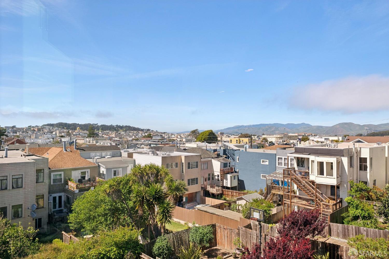 Detail Gallery Image 9 of 38 For 531 16th Ave, San Francisco,  CA 94118 - 4 Beds | 3 Baths