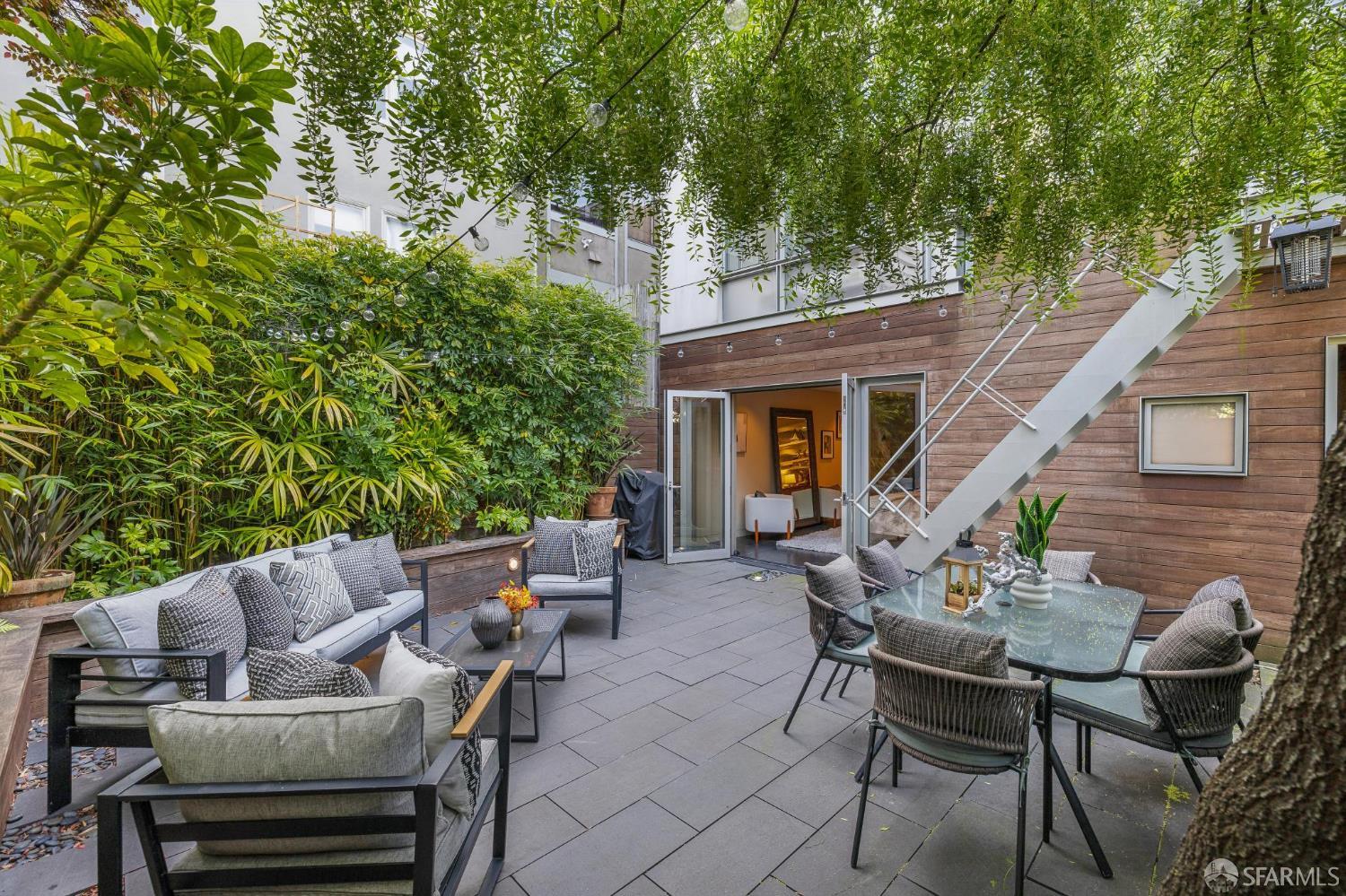 Detail Gallery Image 70 of 88 For 1170 Chestnut St, San Francisco,  CA 94109 - 4 Beds | 3/1 Baths