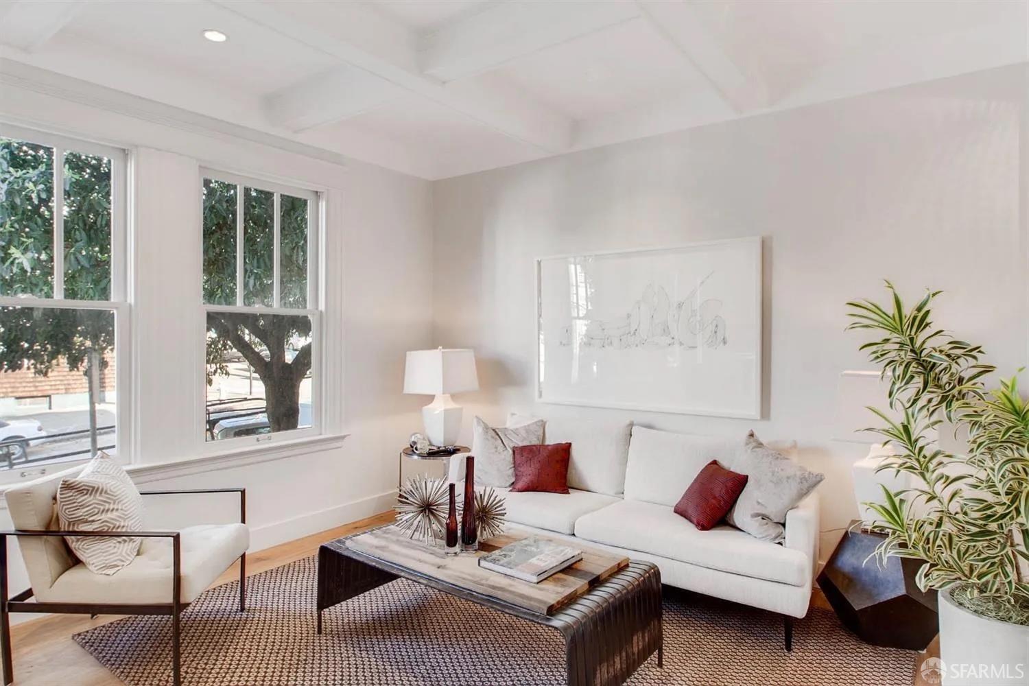 Photo #8: 426116120 Listing: Photo #8