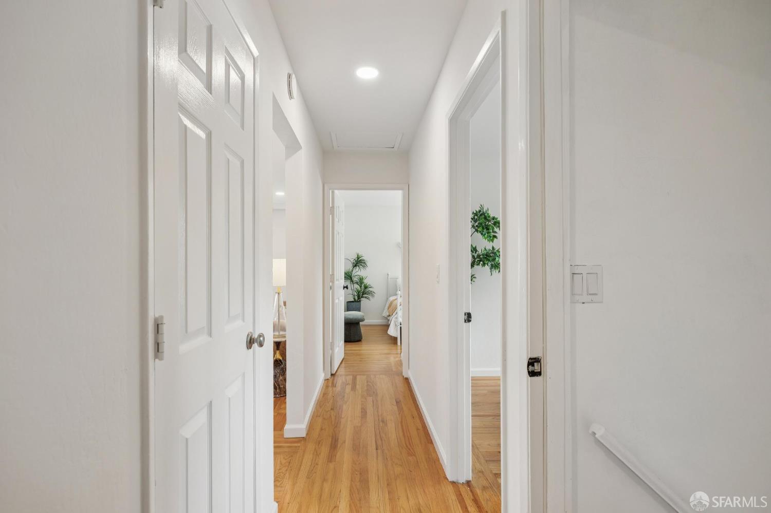 Detail Gallery Image 24 of 59 For 2031 Pinecrest Dr, San Bruno,  CA 94066 - 5 Beds | 4 Baths