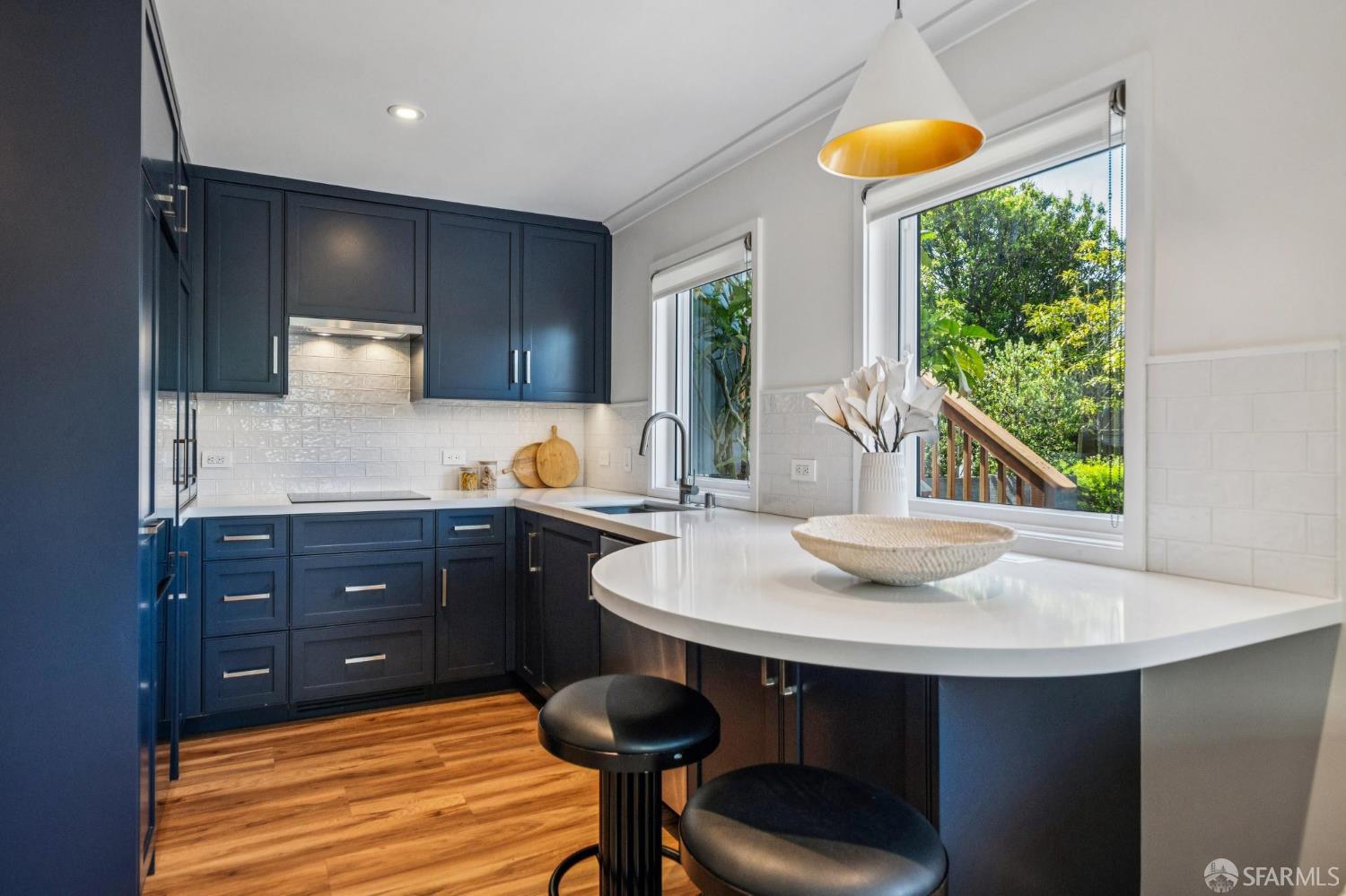 Detail Gallery Image 59 of 94 For 79 Collins St, San Francisco,  CA 94109 - 5 Beds | 3/1 Baths