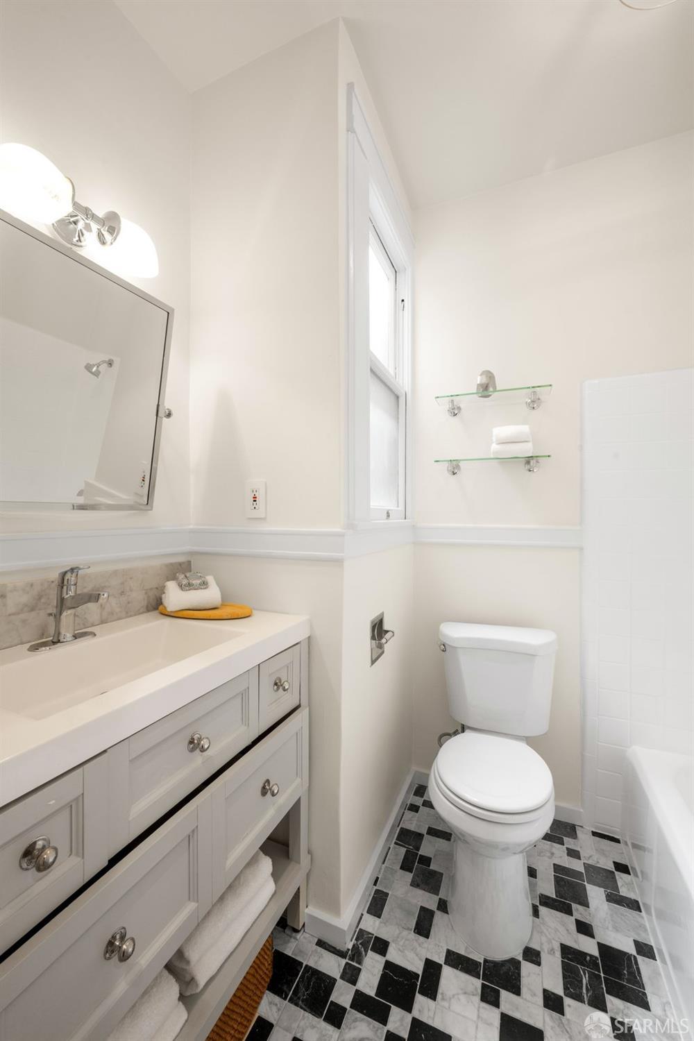 Photo #30: 426115967 Listing: Photo #30