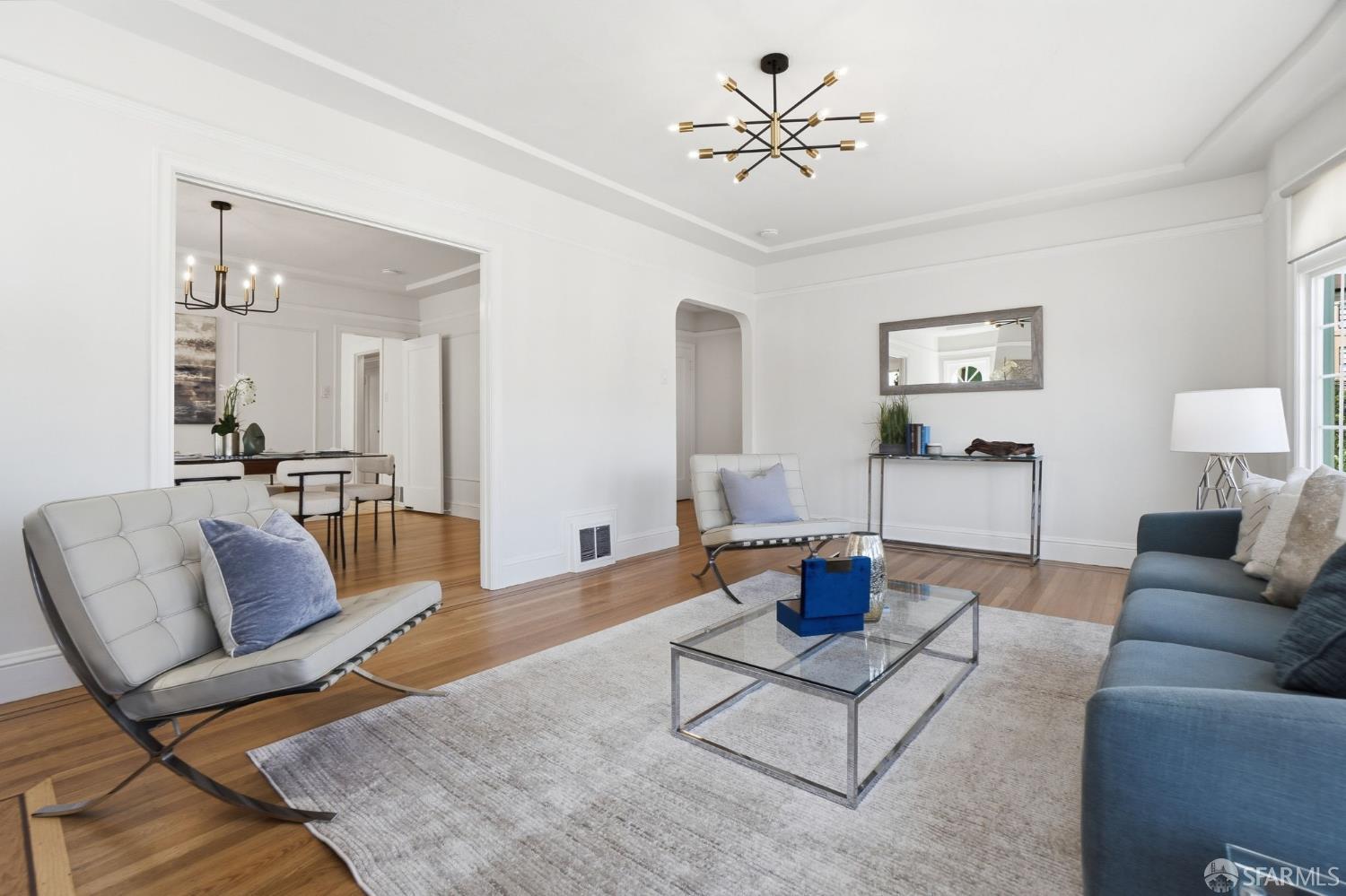 Detail Gallery Image 4 of 41 For 15 Balhi Ct, San Francisco,  CA 94112 - 2 Beds | 1 Baths