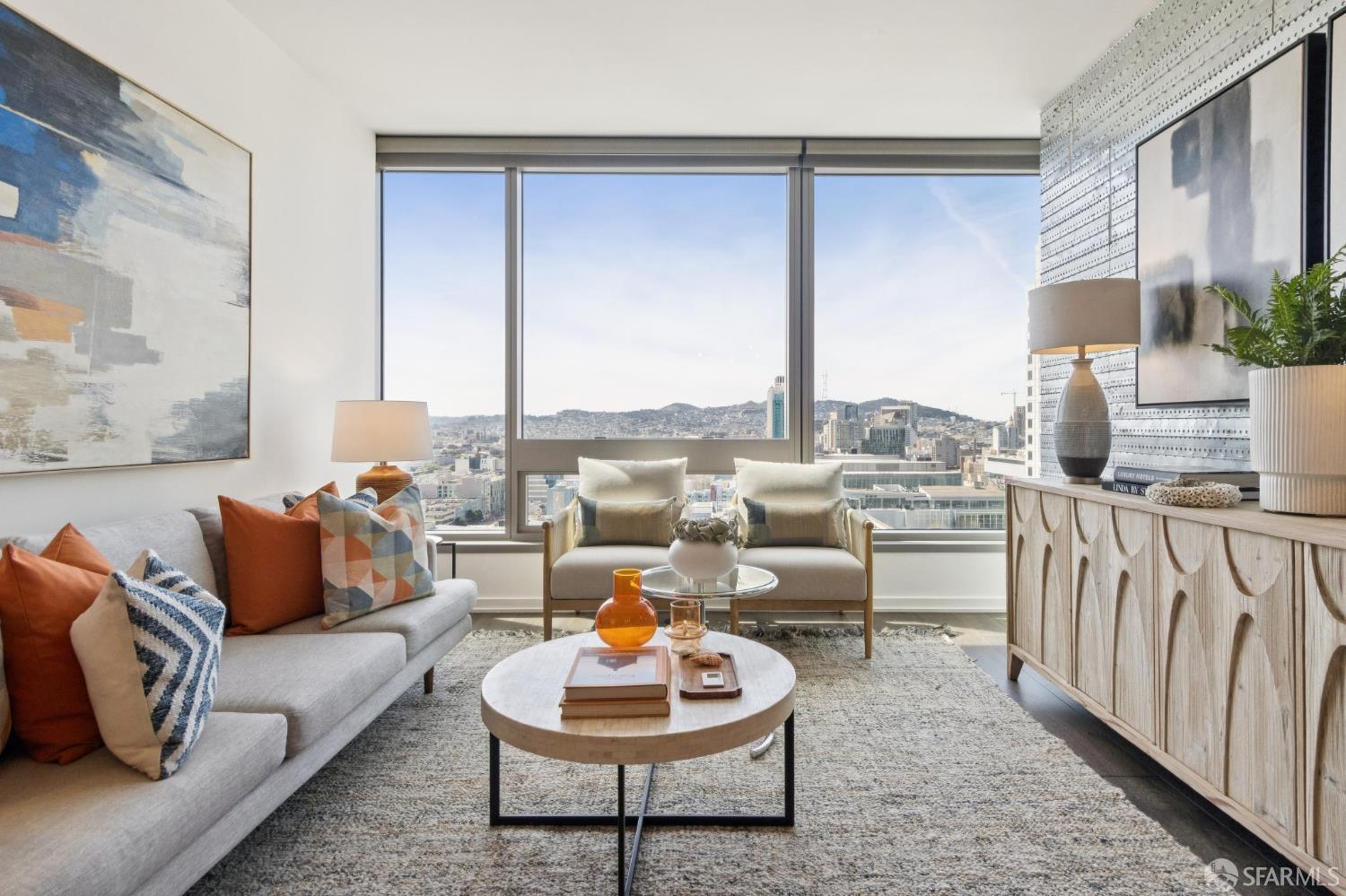 Photo #4: 426105943 Listing: Photo #4