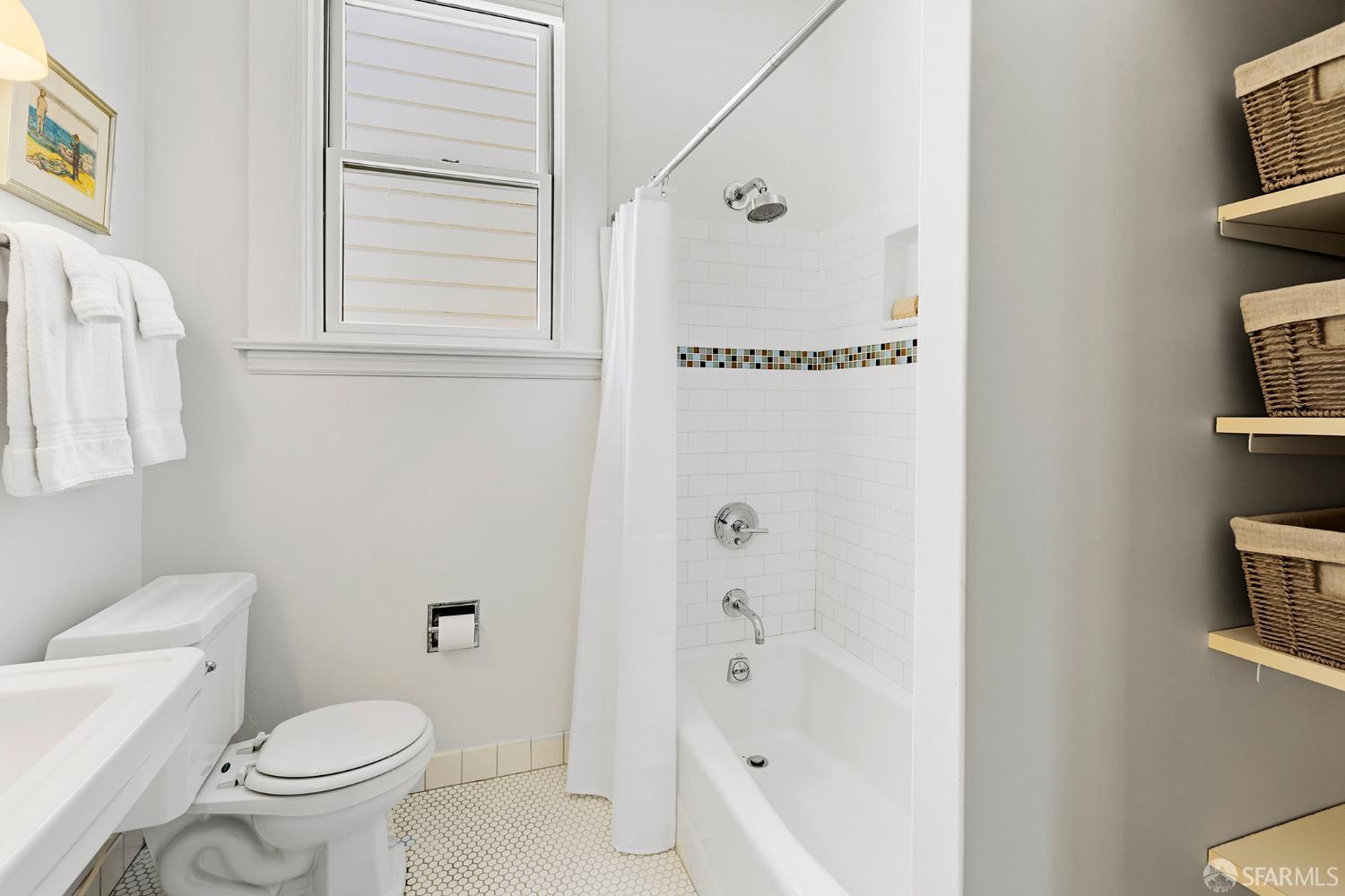 Photo #18: 426113647 Listing: Photo #18