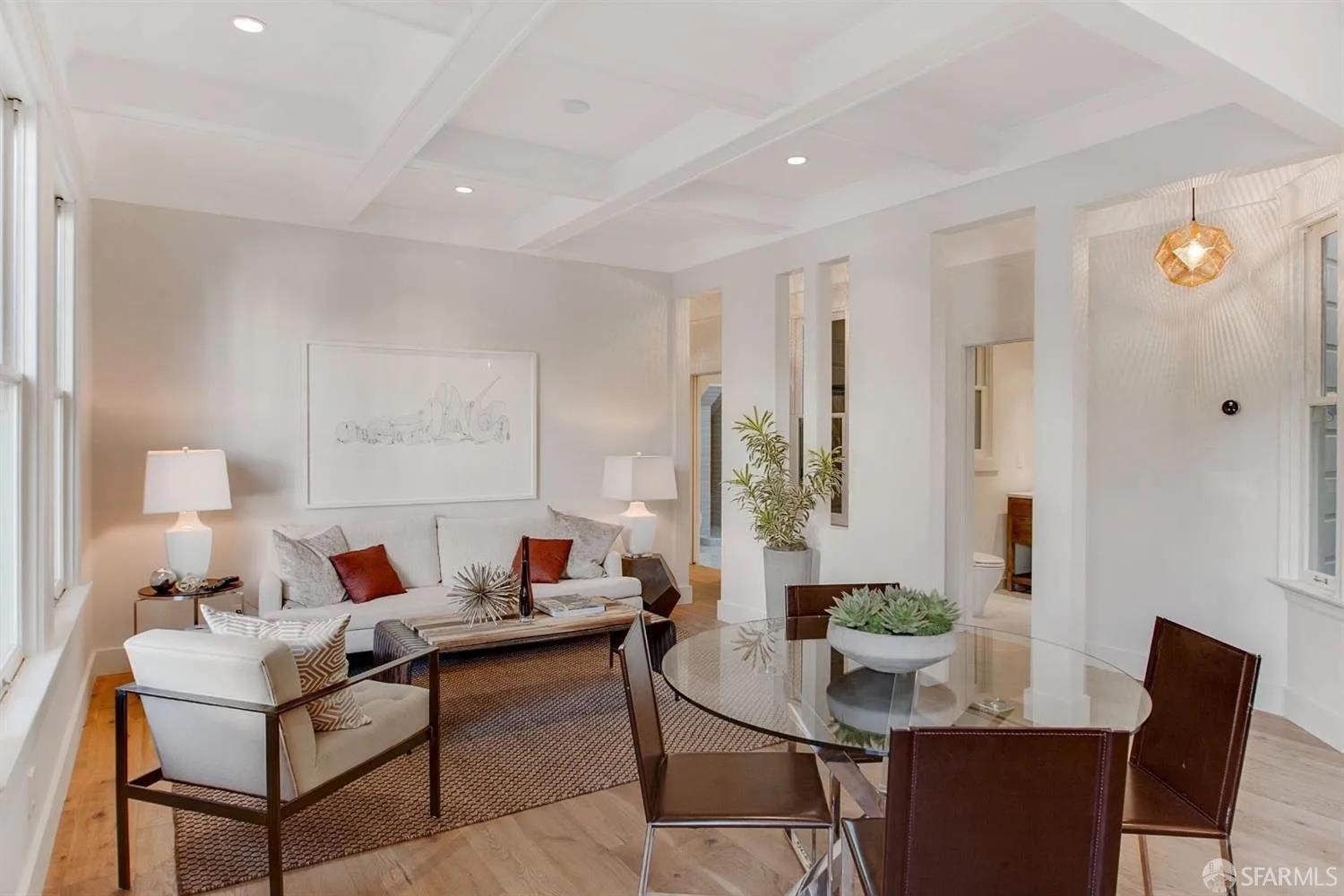 Photo #2: 426116120 Listing: Photo #2