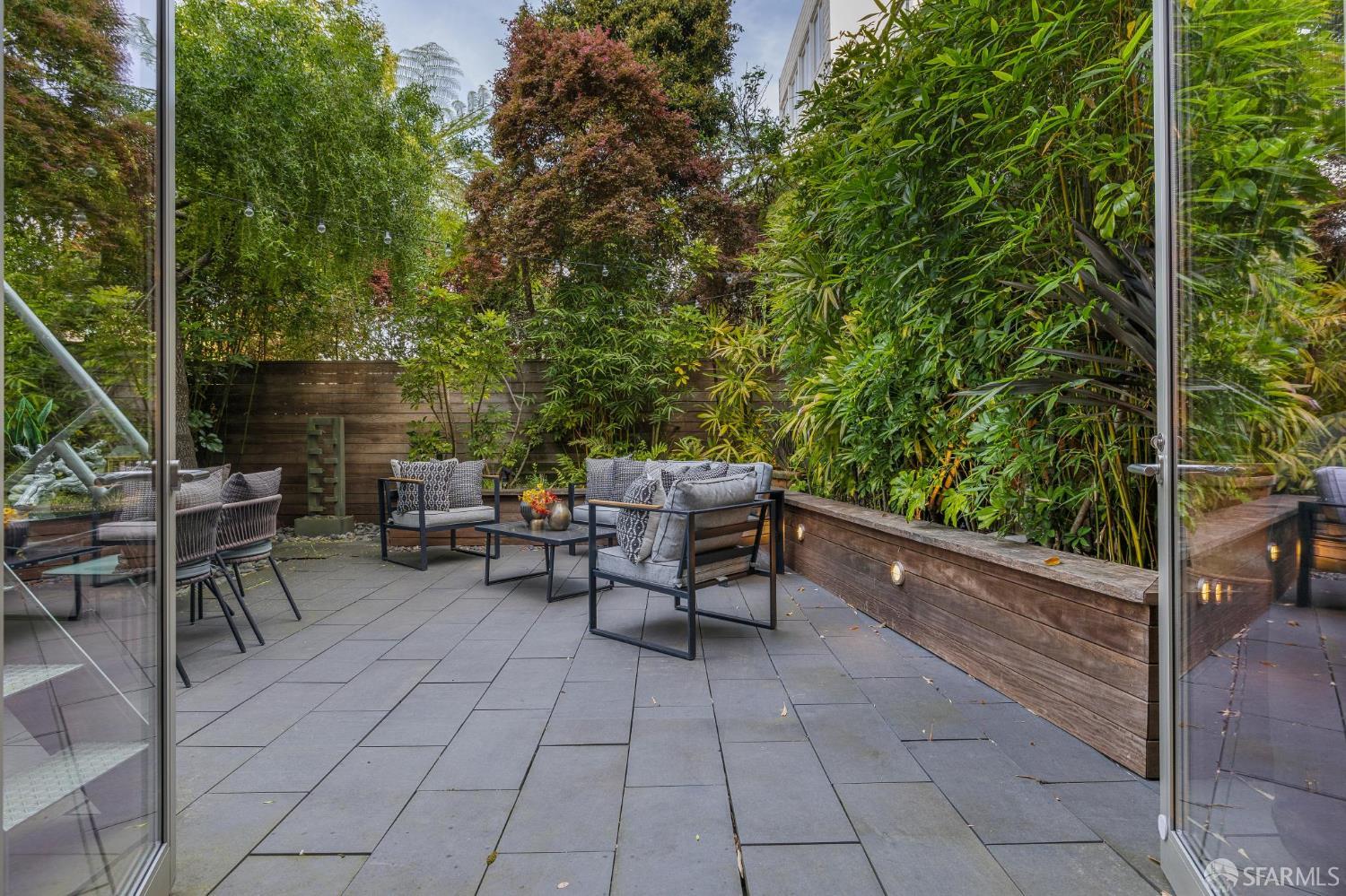 Detail Gallery Image 67 of 88 For 1170 Chestnut St, San Francisco,  CA 94109 - 4 Beds | 3/1 Baths