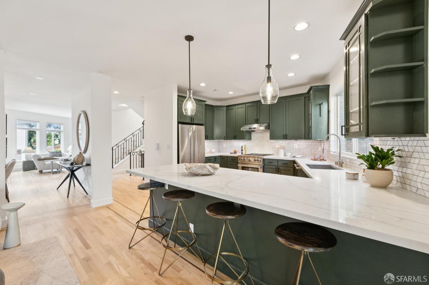 Detail Gallery Image 29 of 74 For 2473 Diamond St, San Francisco,  CA 94131 - 3 Beds | 2/1 Baths