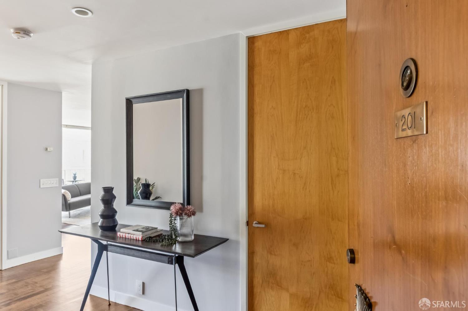 Photo #2: 426116037 Listing: Photo #2