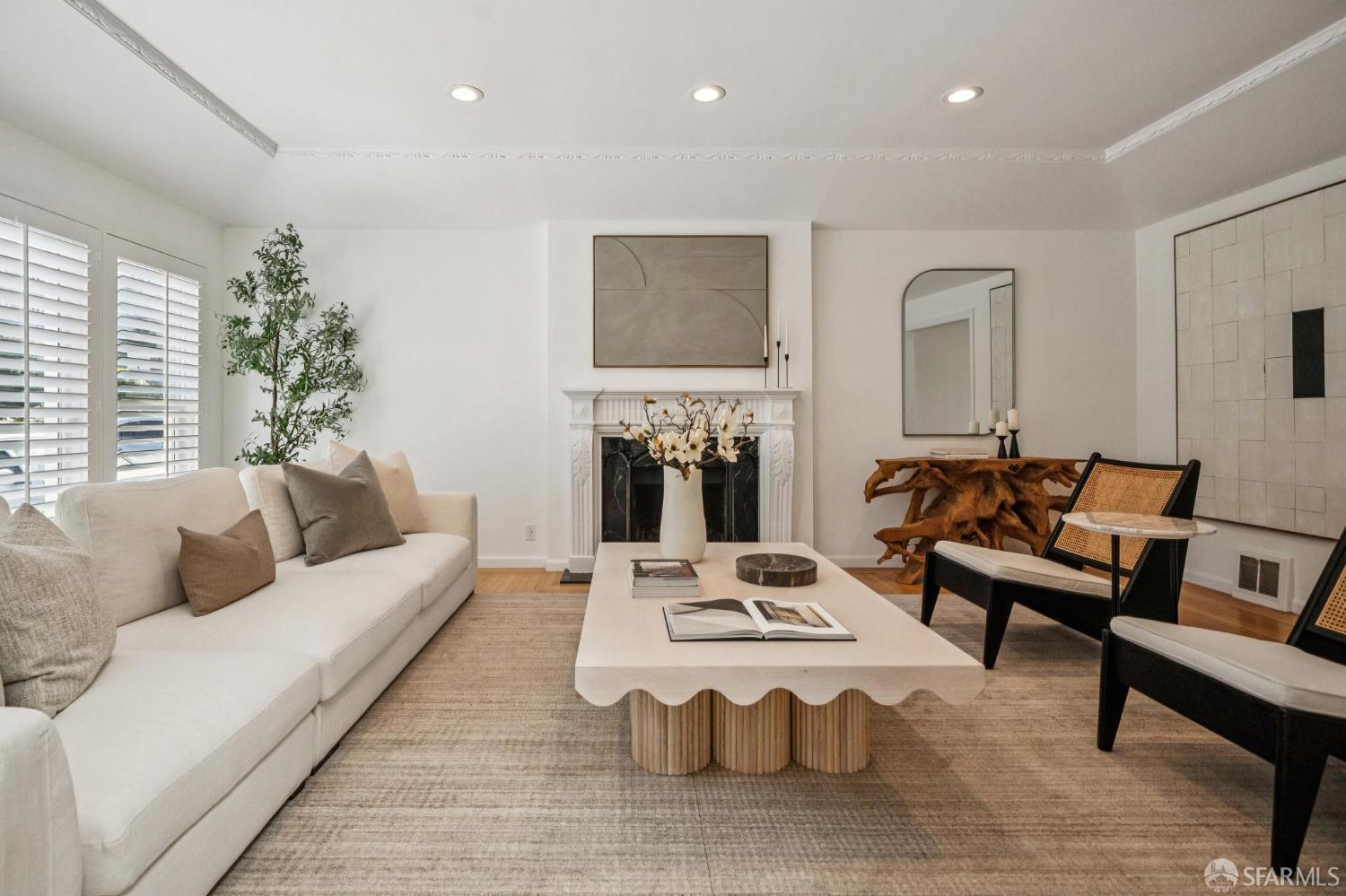 Detail Gallery Image 7 of 94 For 79 Collins St, San Francisco,  CA 94109 - 5 Beds | 3/1 Baths